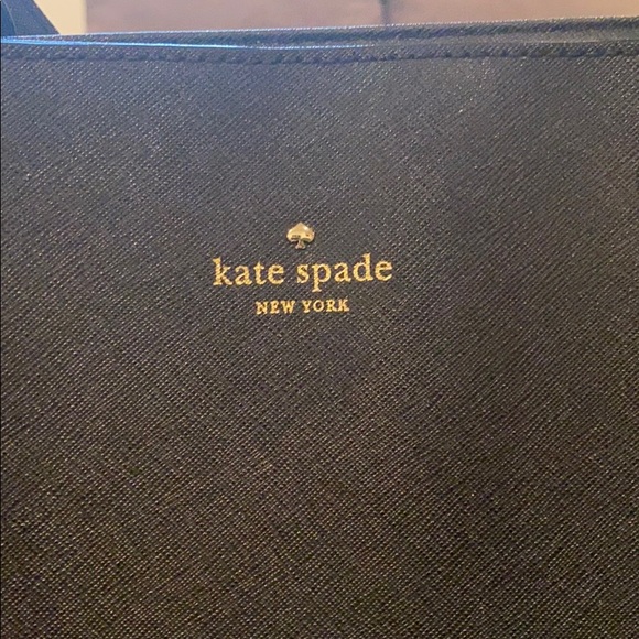 Kate Spade Tote - Picture 2 of 5